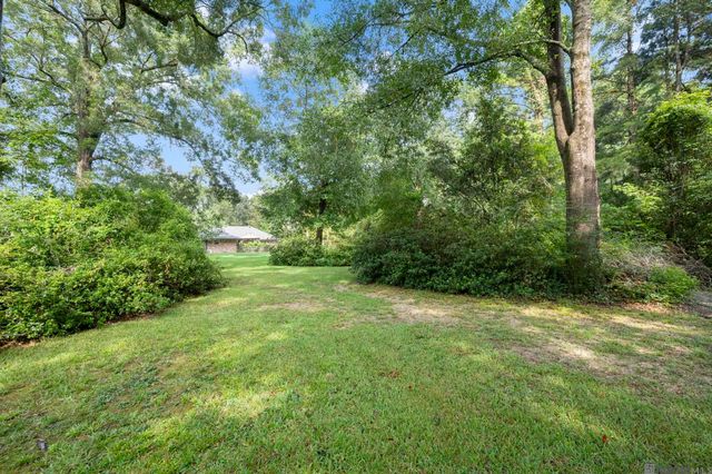 7566 Kingsley Dr, Denham Springs, LA 70706
