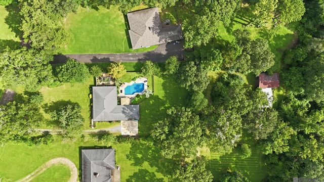 7566 Kingsley Dr, Denham Springs, LA 70706