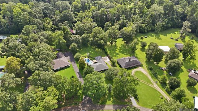 7566 Kingsley Dr, Denham Springs, LA 70706