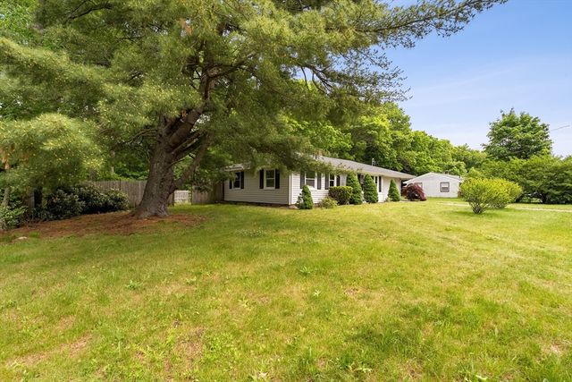 67 Roslyn Rd, Brockton, MA 02302