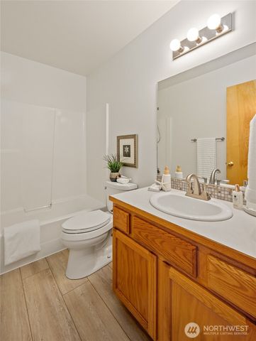 1618 E Highland Avenue, Mount Vernon, WA 98273