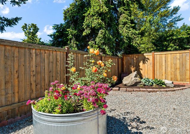 1618 E Highland Avenue, Mount Vernon, WA 98273