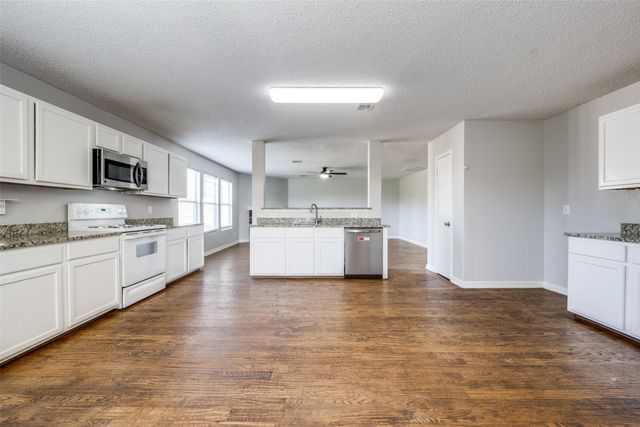 8901 Harvest Moon Trail, Denton, TX 76210