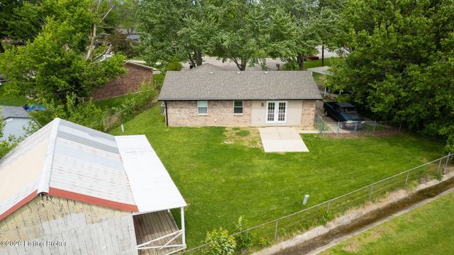 10803 Corbin Ct, Louisville, KY 40229