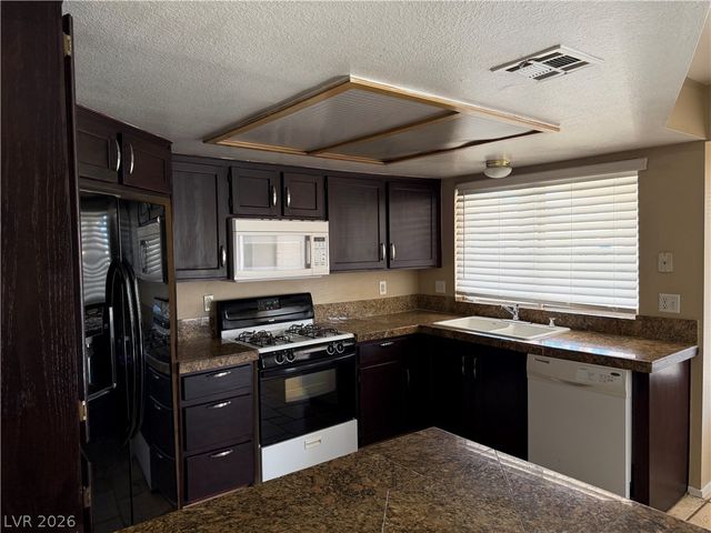 852 Celebration Drive, Las Vegas, NV 89123