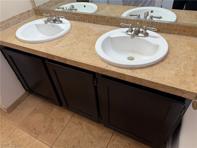 852 Celebration Drive, Las Vegas, NV 89123