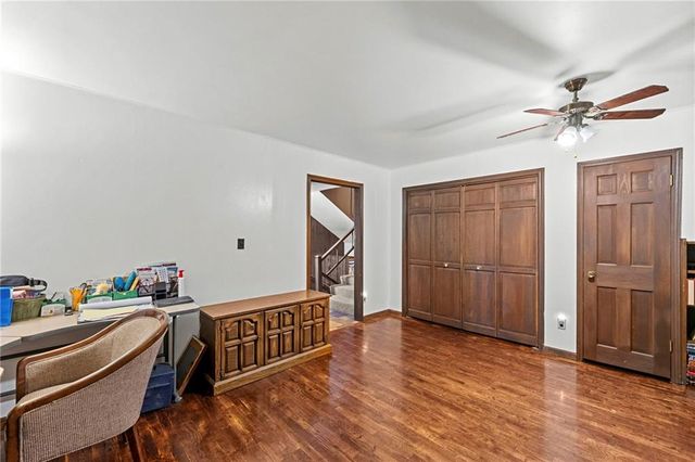 29870 Lookout Road, Paola, KS 66071