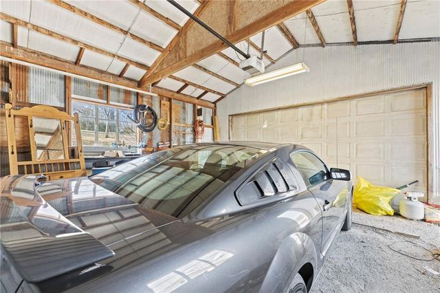 29870 Lookout Road, Paola, KS 66071