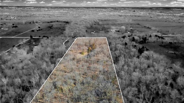 29870 Lookout Road, Paola, KS 66071