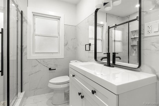 8900 Asbury Park, Detroit, MI 48228