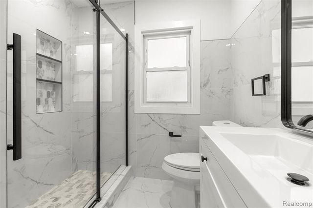 8900 Asbury Park, Detroit, MI 48228