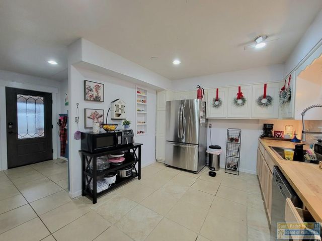 206 S Arroyo Blvd., Rio Hondo, TX 78583