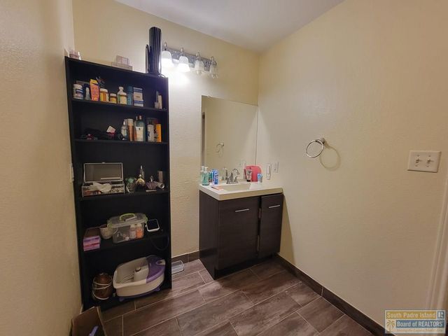 206 S Arroyo Blvd., Rio Hondo, TX 78583