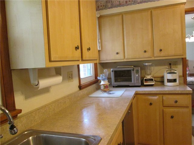 111 Linden St, Chippewa Twp, PA 15010