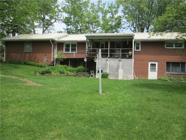 111 Linden St, Chippewa Twp, PA 15010