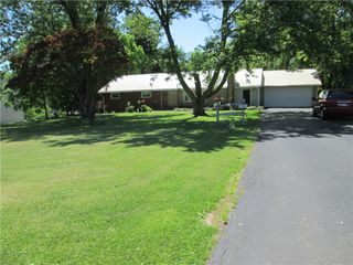 111 Linden St, Chippewa Twp, PA 15010