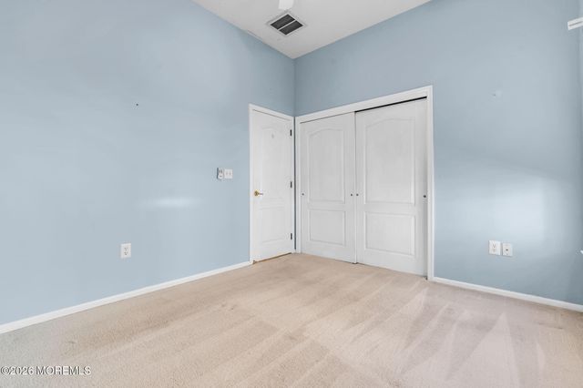 27 Greenfields Drive, Lakewood, NJ 08701