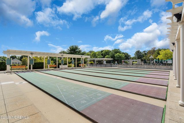 27 Greenfields Drive, Lakewood, NJ 08701