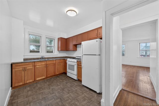 2092 Grand Avenue 2, Baldwin, NY 11510