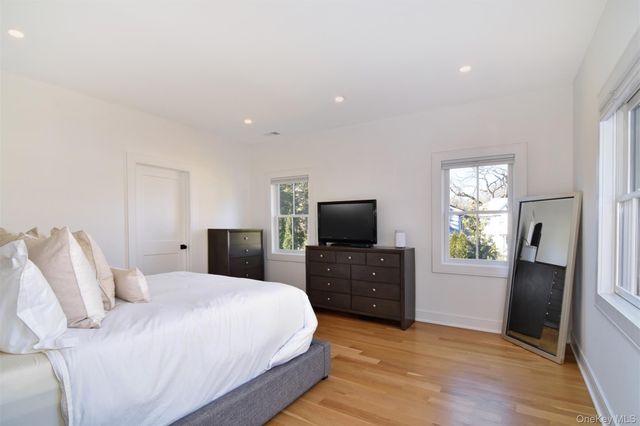 1606 Ellis Place, Mamaroneck, NY 10543