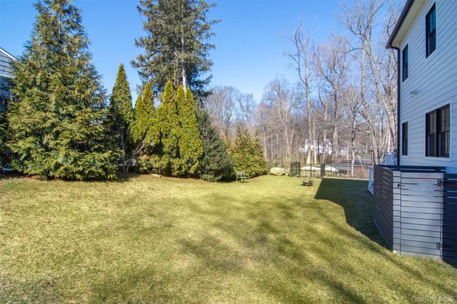 1606 Ellis Place, Mamaroneck, NY 10543