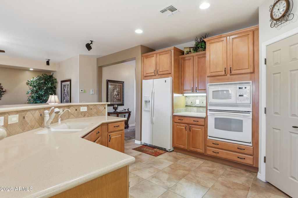 1177 W ROLLS Road, San Tan Valley, AZ 85143 — photo 2