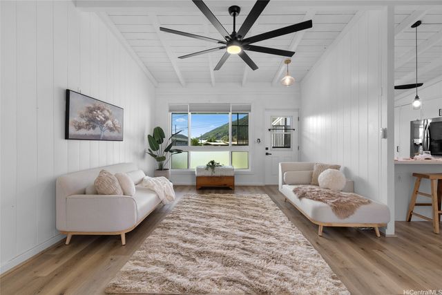 3175 Poelua Place, Honolulu, HI 96822