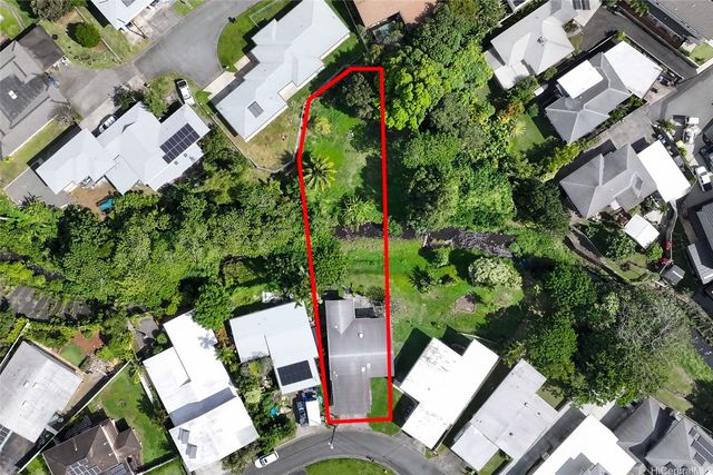 3175 Poelua Place, Honolulu, HI 96822