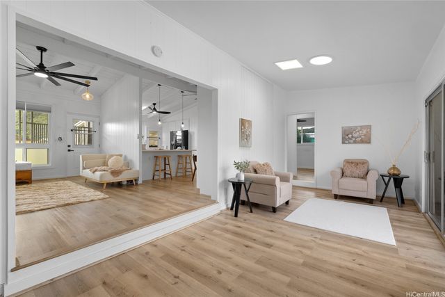 3175 Poelua Place, Honolulu, HI 96822