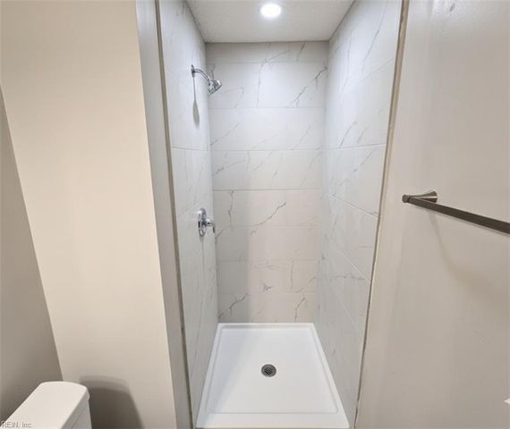 390 Jury Ln Unit A, Newport News, VA 23608