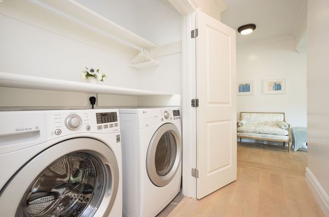 78 Rhode Island Avenue 6, Newport, RI 02840