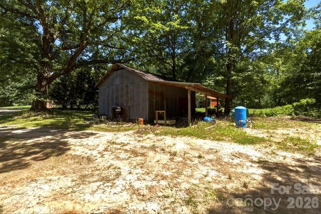 3443 Tryon Courthouse Road, Cherryville, NC 28021