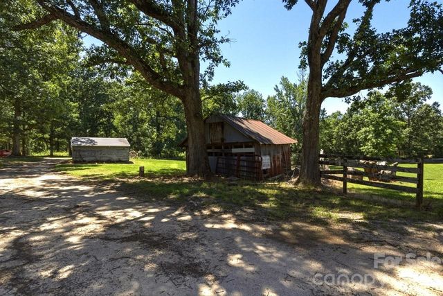 3443 Tryon Courthouse Road, Cherryville, NC 28021