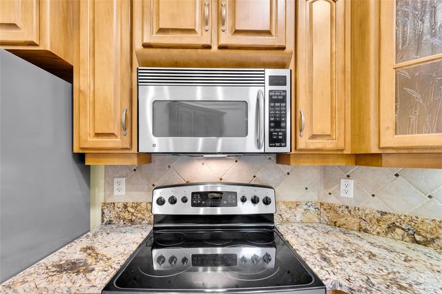 9908 SE 67TH AVENUE ROAD, Belleview, FL 34420