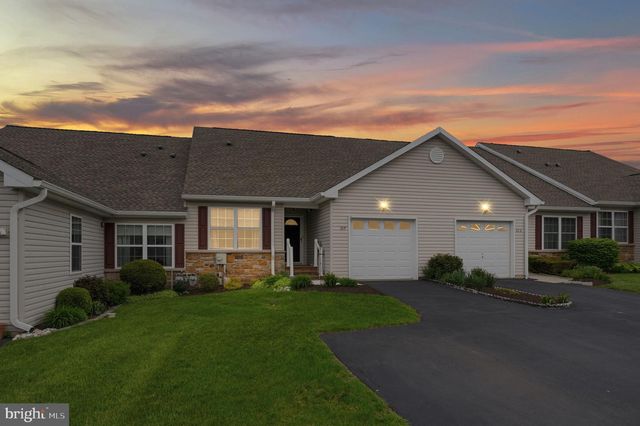 317 JEFFERSON CT, Royersford, PA 19468
