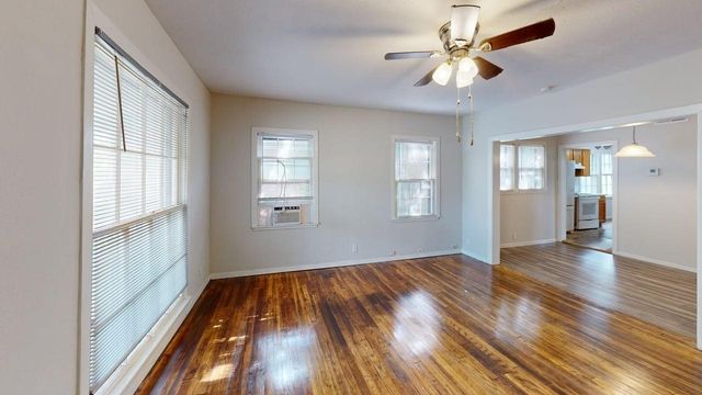 224 W Hull Street A, Denison, TX 75020