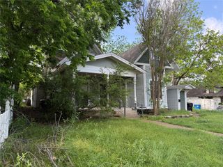 224 W Hull Street A, Denison, TX 75020