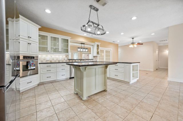 360 Fm 1011 Road, Liberty, TX 77575