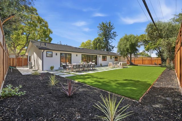 1389 Chelsea Drive, Los Altos, CA 94024