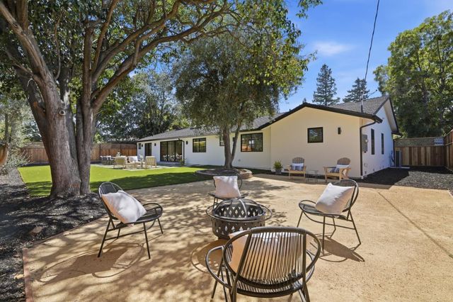 1389 Chelsea Drive, Los Altos, CA 94024