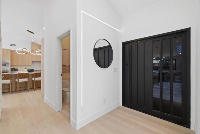 1389 Chelsea Drive, Los Altos, CA 94024