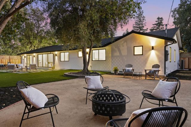 1389 Chelsea Drive, Los Altos, CA 94024