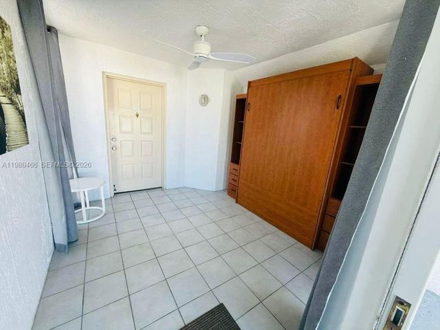 17801 N Bay Rd 614, Sunny Isles Beach, FL 33160