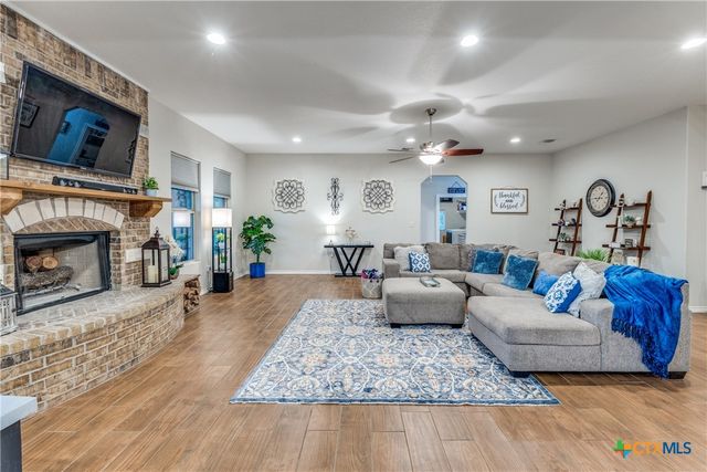 770 Lone Oak Road, New Braunfels, TX 78132