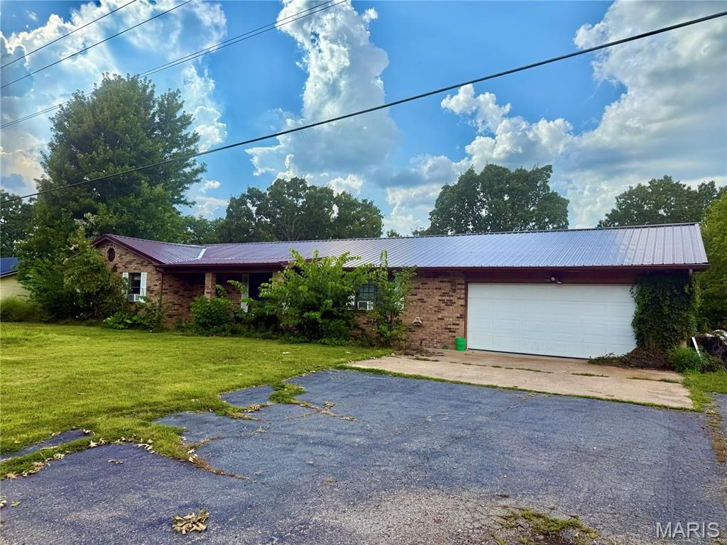 20605 Highway 28, Dixon, MO 65459