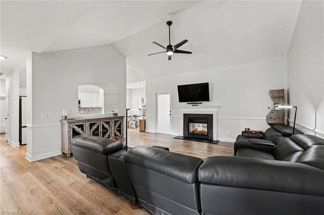 1207 Dogwood Lane, Archdale, NC 27263