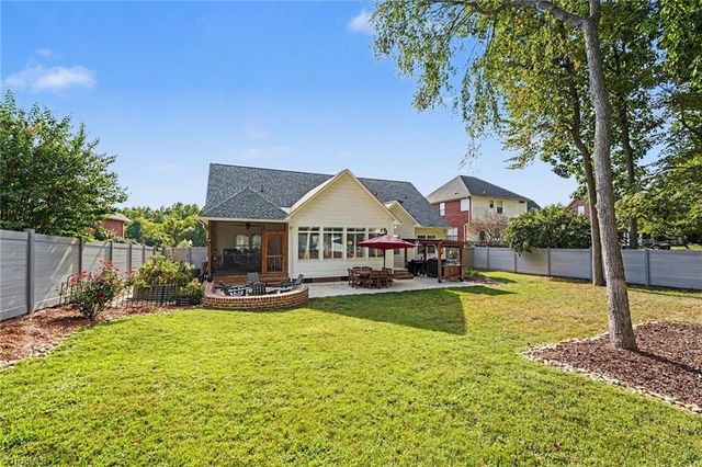 1207 Dogwood Lane, Archdale, NC 27263