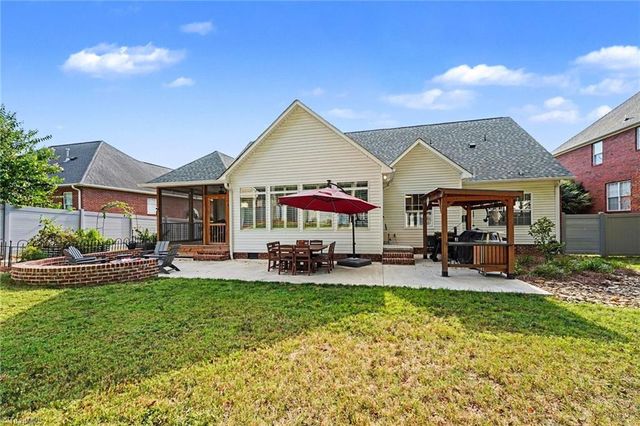 1207 Dogwood Lane, Archdale, NC 27263