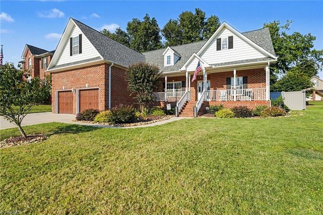 1207 Dogwood Lane, Archdale, NC 27263