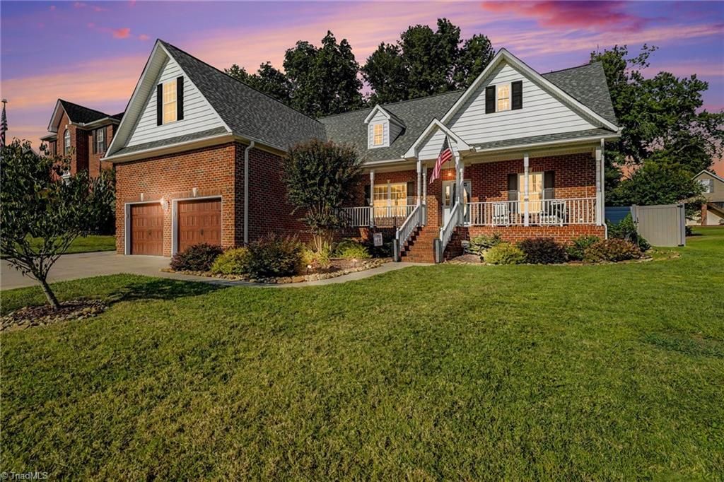 1207 Dogwood Lane, Archdale, NC 27263